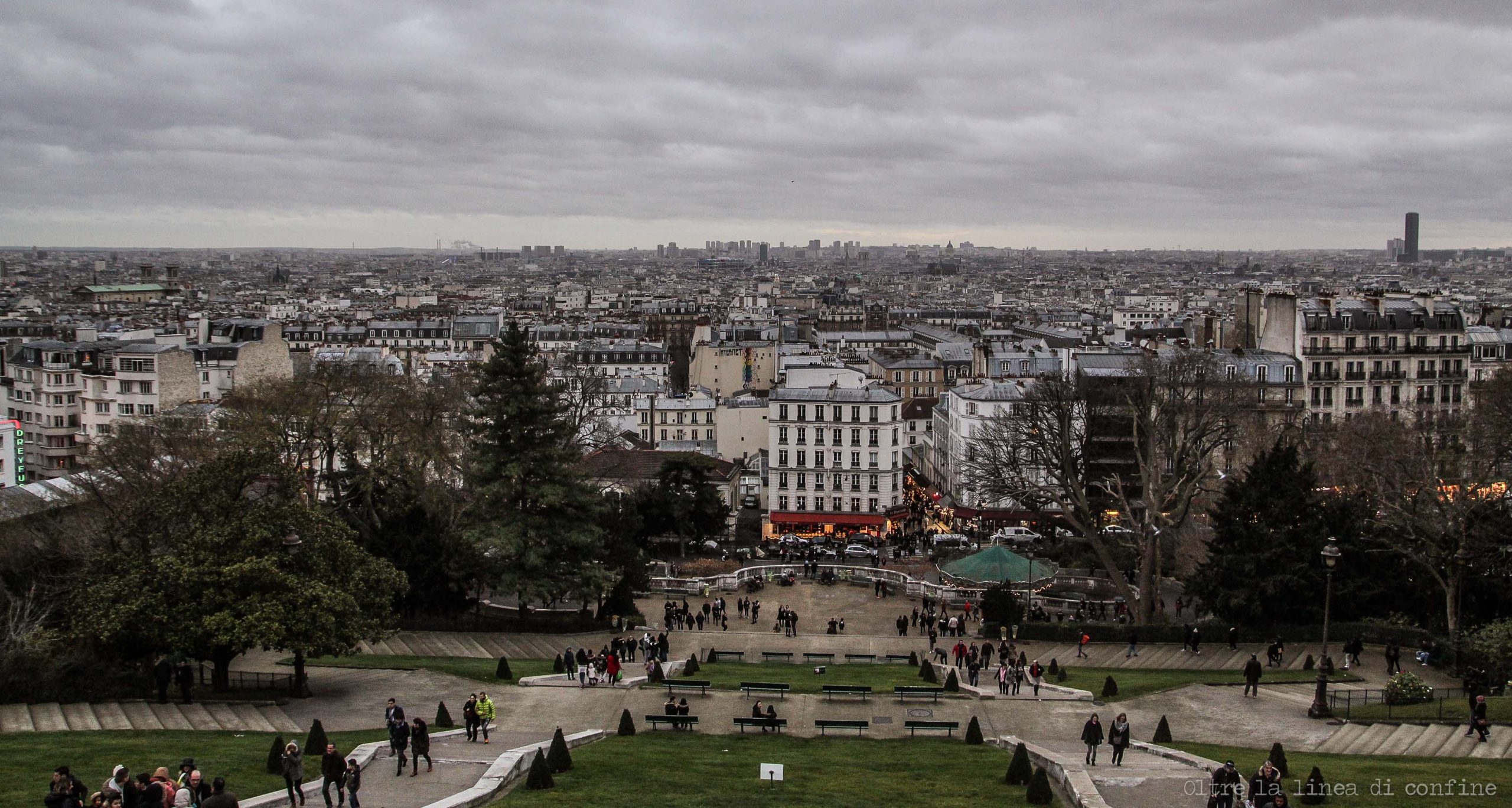 Parigi Vista dall'Alto da Sacre Coeur Montmartre