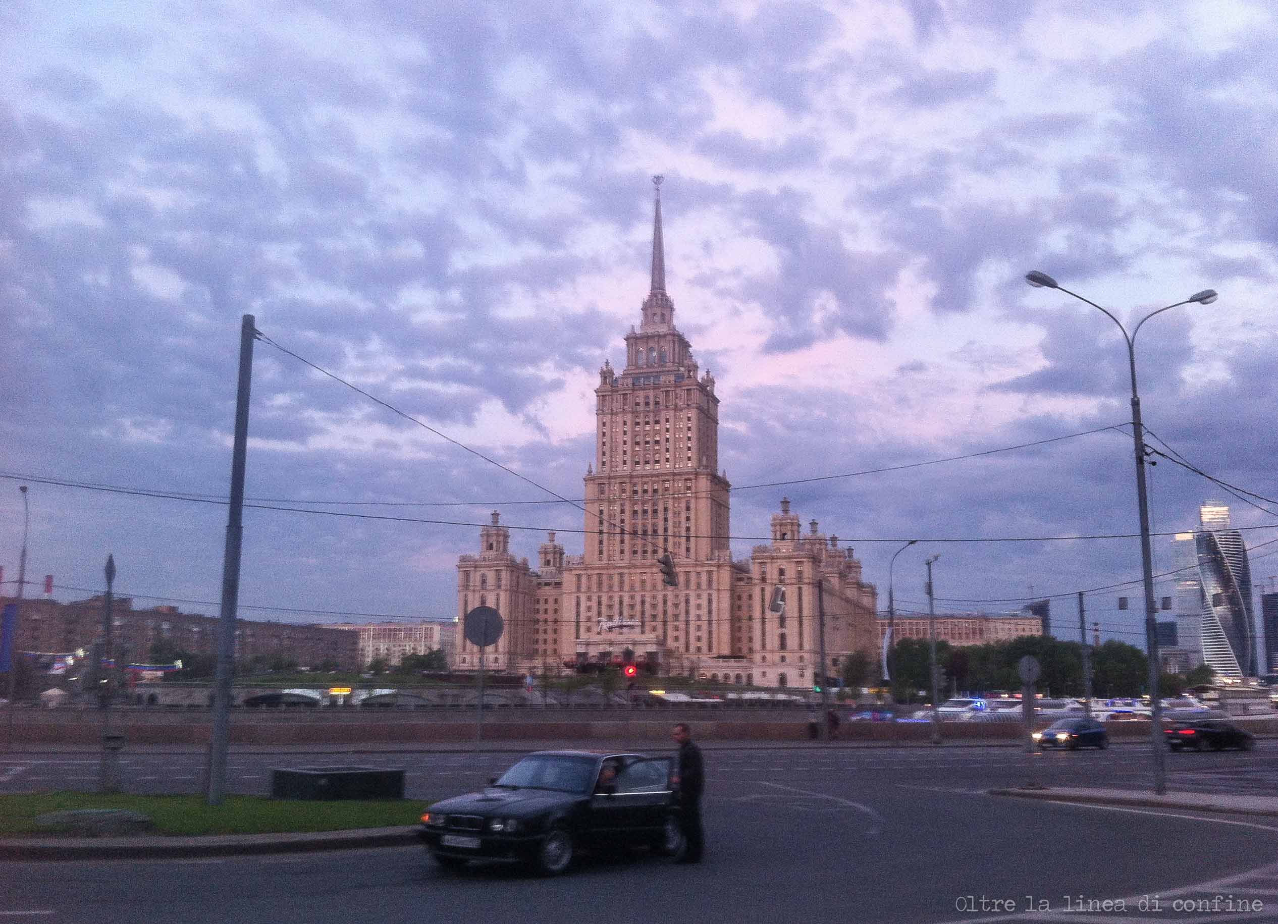 Mosca Radisson Royal Hotel Ucraina Sette Sorelle