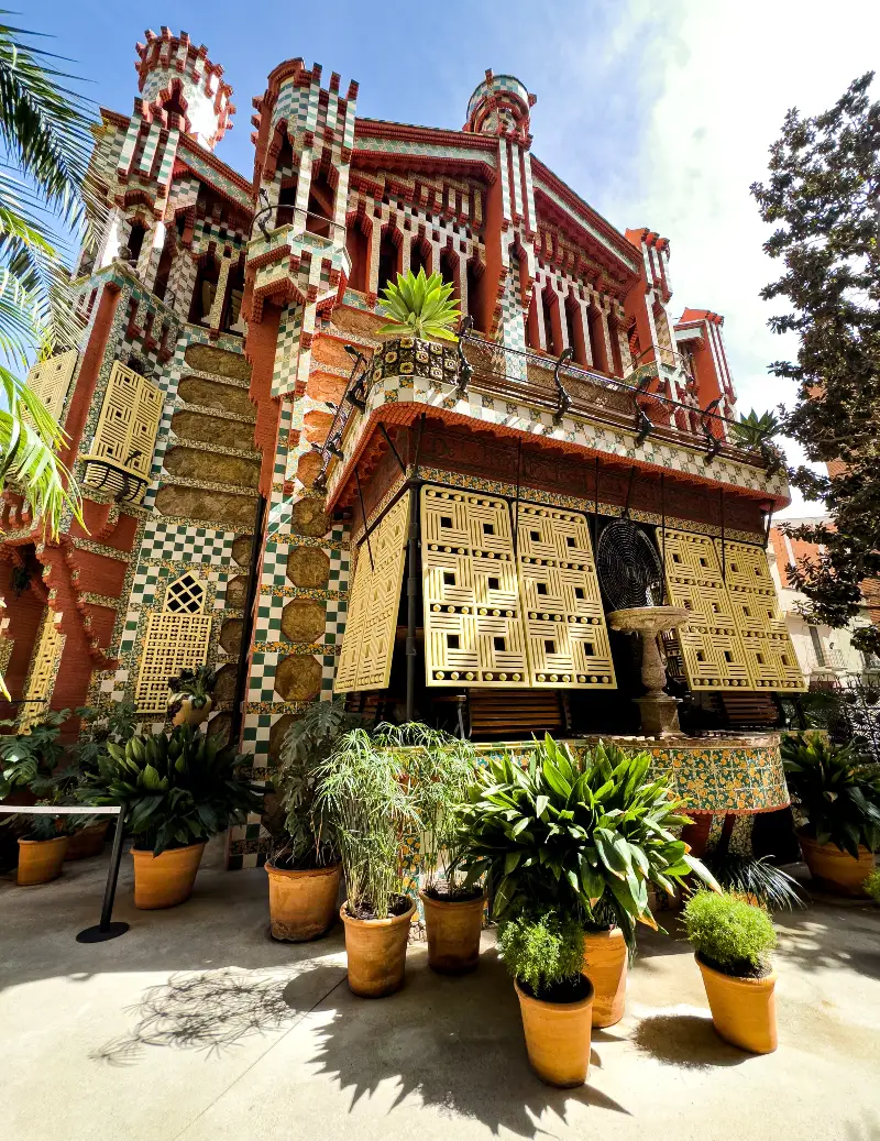 Cosa Vedere a Barcellona: Casa Vicens a Barcellona opera di Gaudì riconosciuta Patrimonio Mondiale dell'Umanità UNESCO