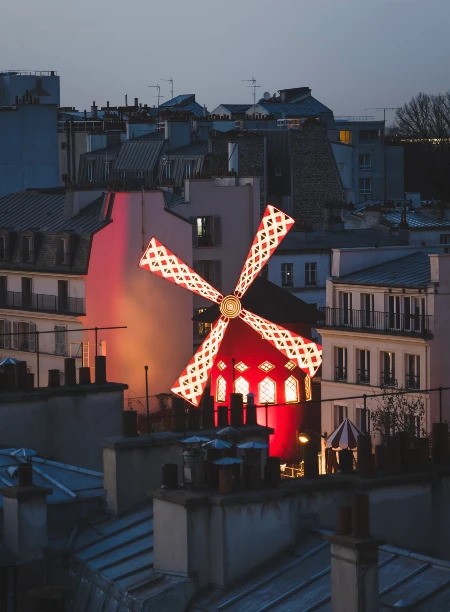 Moulin Rouge Parigi Montmartre